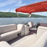 Included Qwest 820 Pontoon