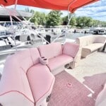 Included Qwest 820 Pontoon