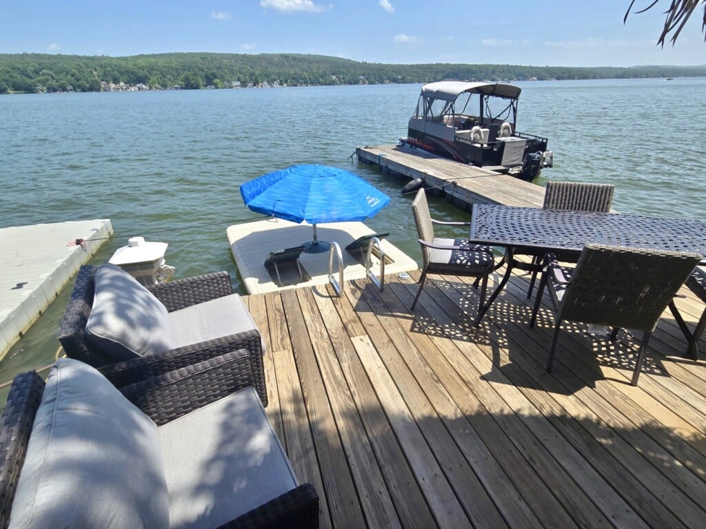 Floating Tiki Lounge